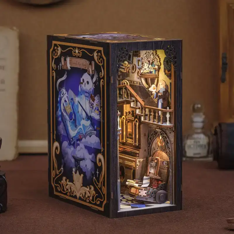 Book Nook Nebula Bathroom - Image 4